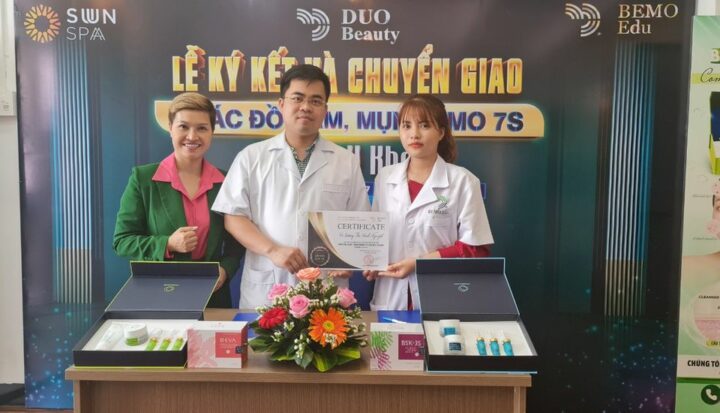 Lễ ký kết chuyển giao phác đồ điều trị nám, mụn BEMO 7S chuẩn Y khoa tại Qui Nhơn